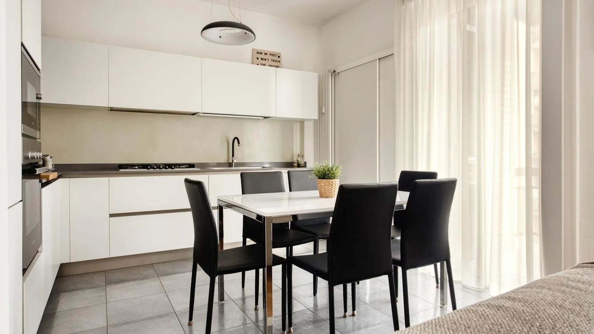 Milano San Siro - Comfort Suite 0*, Milan Italy